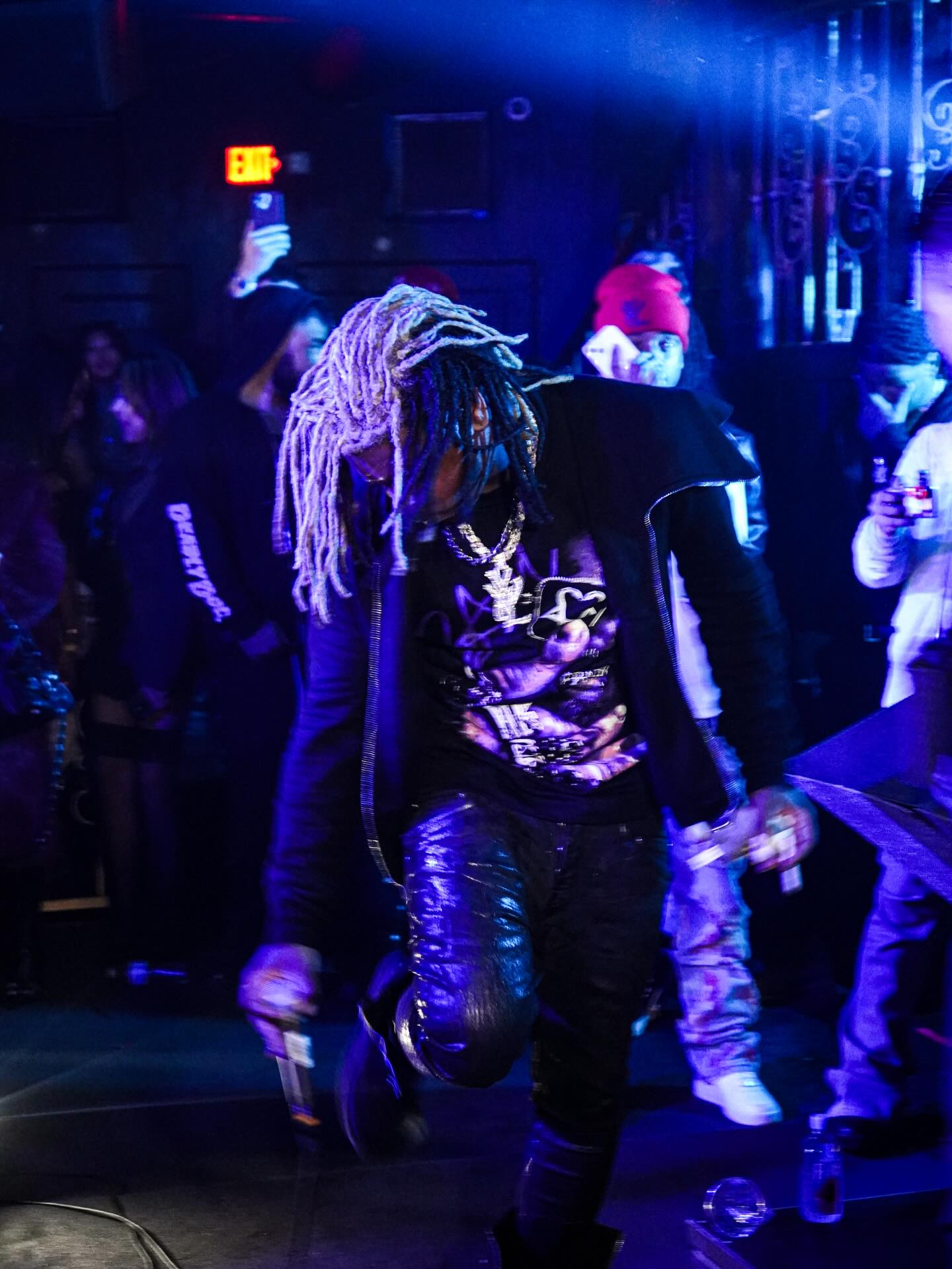 KEN CARSON CLUB PERFORMANCE🖤💜 HOSTED BY @traprav3 & @myplotsapp ❗️POURED MY LIFE INTO THESE SORRY 4 DA WAIT�