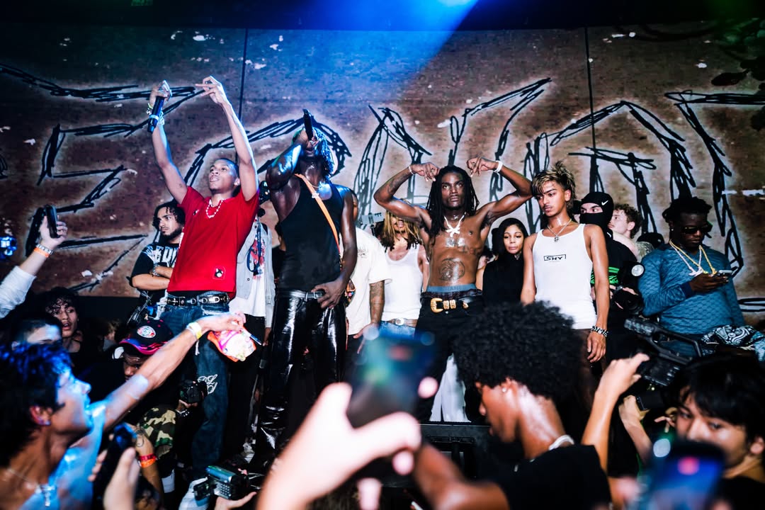 Photos from the trenches With @p3ezy & @tezzus Los Angeles For @echoe.events / @myplotsapp