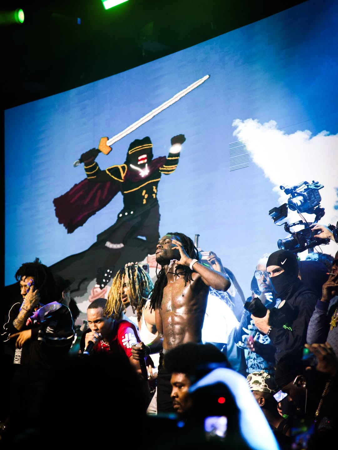 Photos of @tezzus @p3ezy @yungfazo @southsidesilhouette at Tezzus show in Los Angeles Thank you @avantegardian