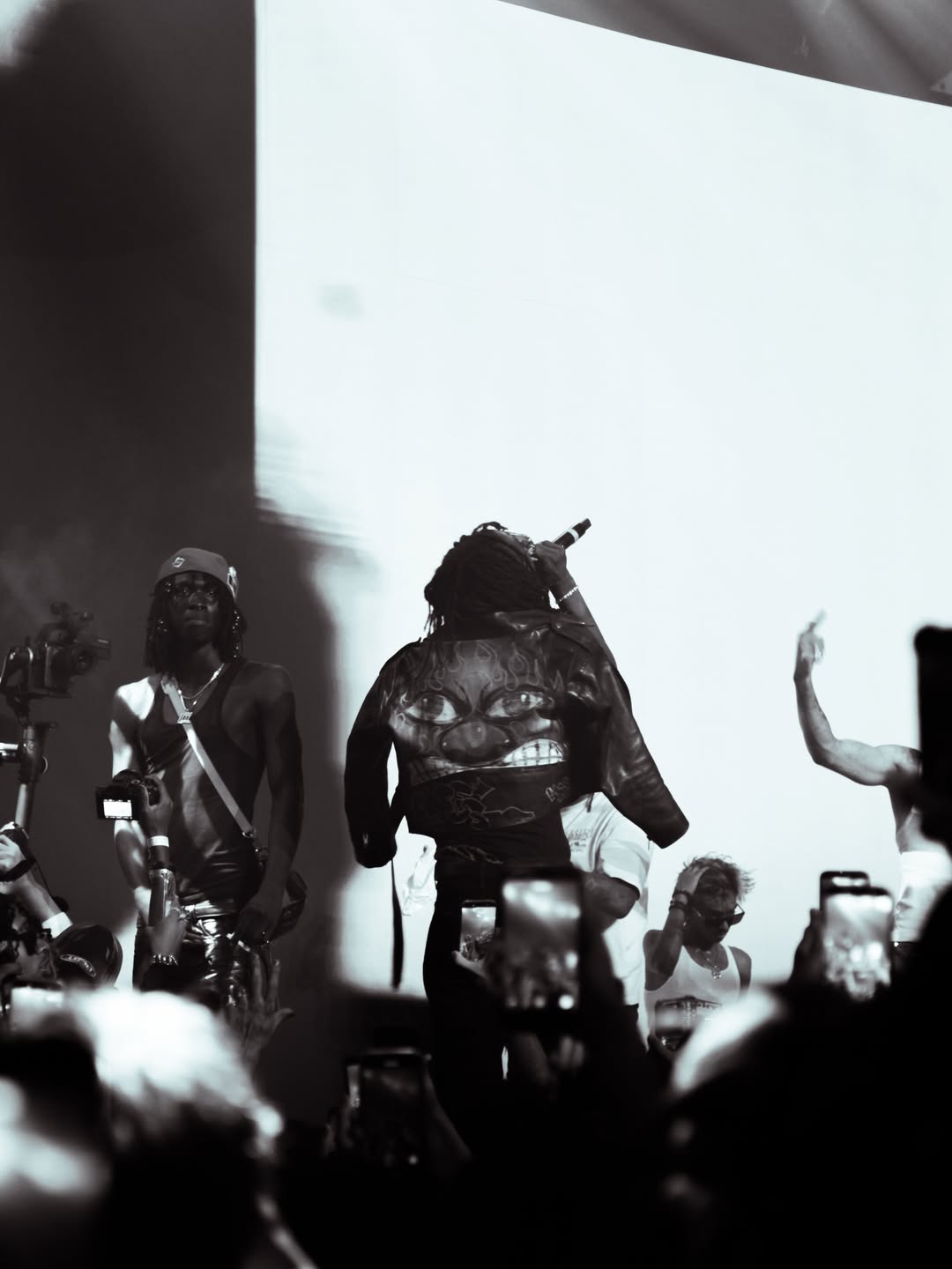 Photos of @tezzus @p3ezy @yungfazo @southsidesilhouette at Tezzus show in Los Angeles Thank you @avantegardian
